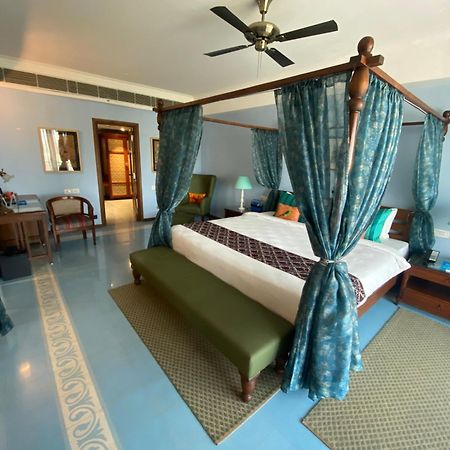 Hotel Namaste Dwaar - The Gateway To Rural India Khatauli Esterno foto
