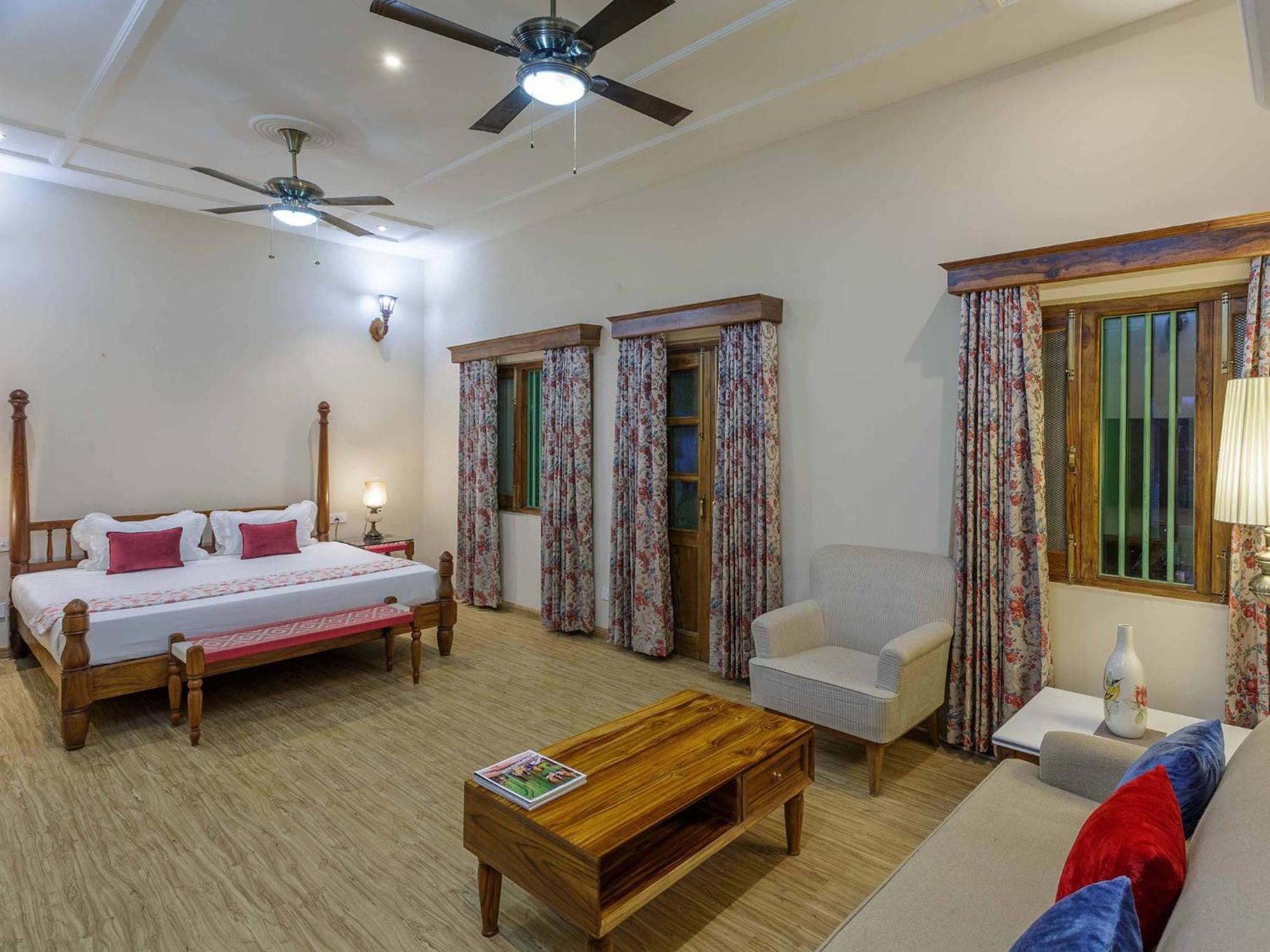 Hotel Namaste Dwaar - The Gateway To Rural India Khatauli Esterno foto